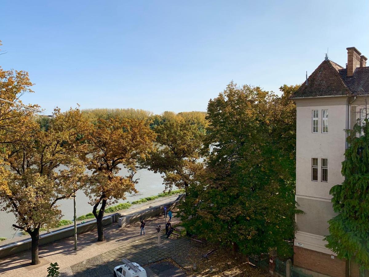 Cozy Apartment In The City Centre Next To Dom Square Szeged Ngoại thất bức ảnh